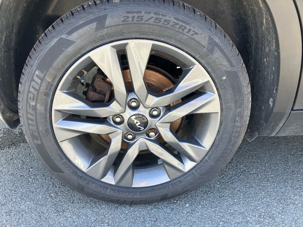 2023 Kia SELTOS EX | Leather | SunRoof | Cam | USB | Bluetooth in Amherst, Nova Scotia - 22 - w1024h768px