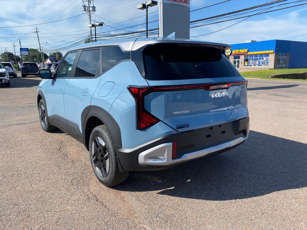 2027 Kia Seltos LX in Amherst, Nova Scotia - 9 - w1024h768px