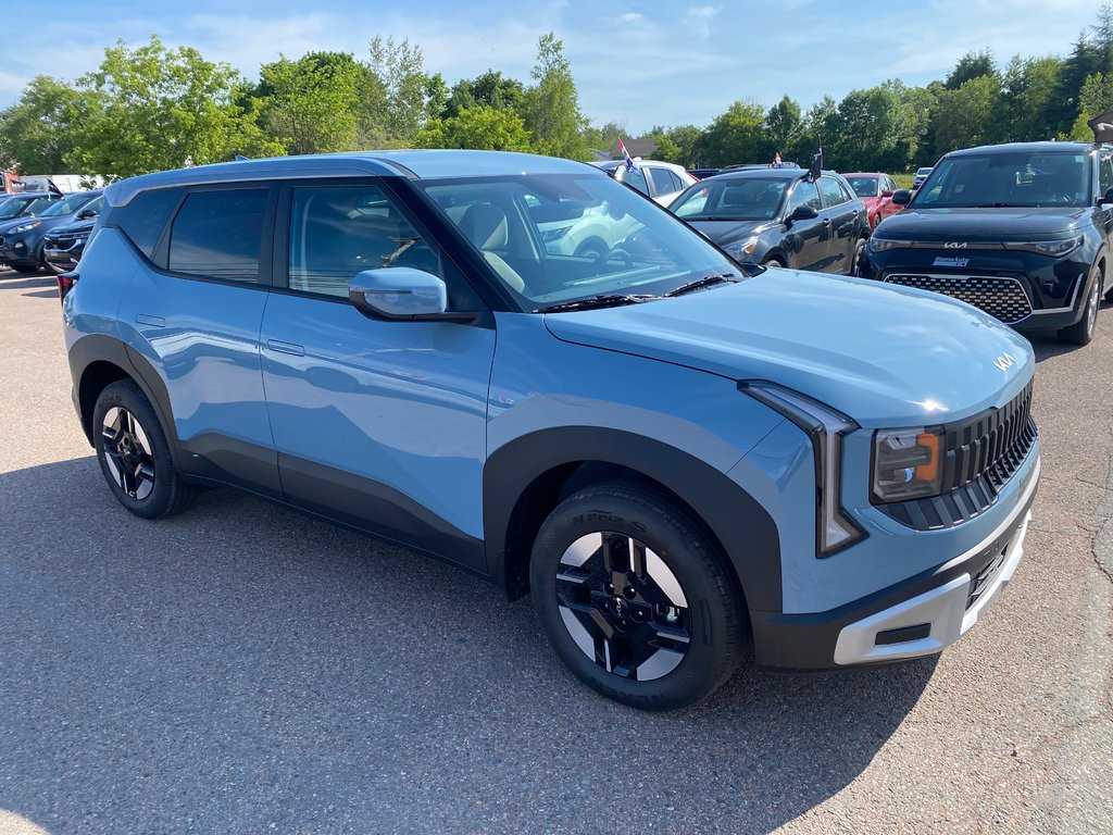 2027 Kia Seltos LX in Amherst, Nova Scotia - 14 - w1024h768px
