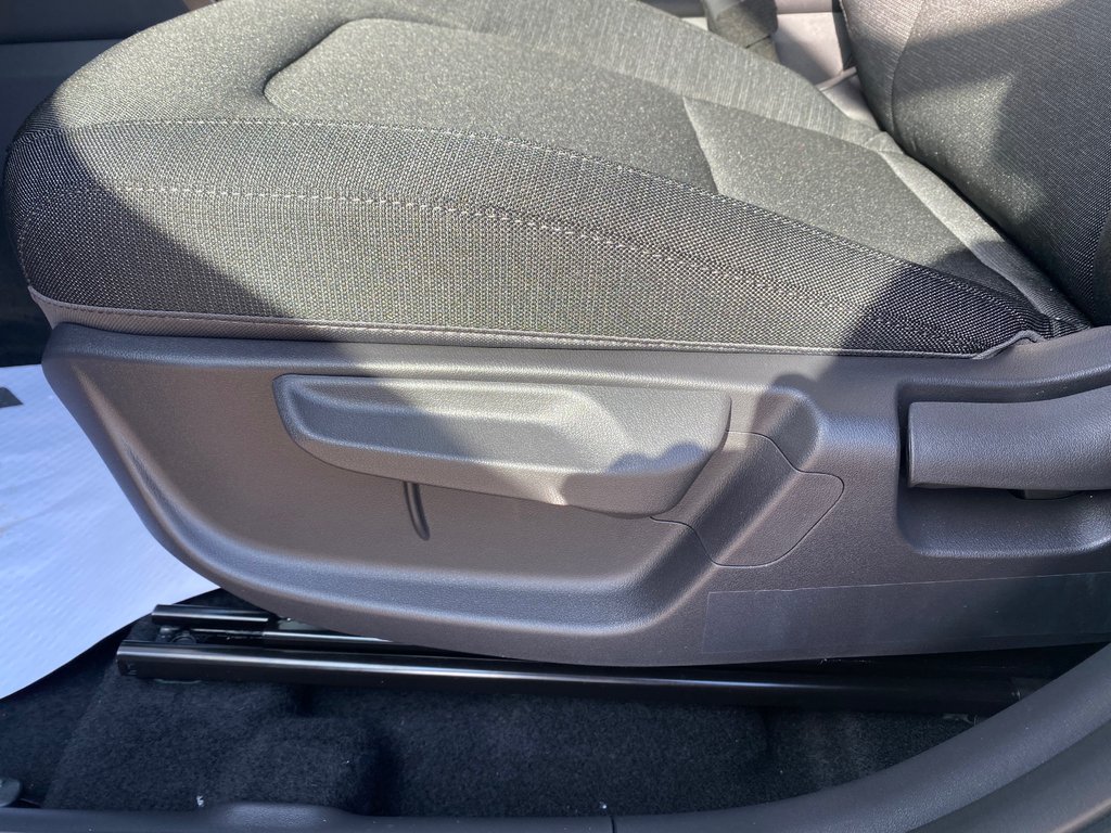 2027 Kia Seltos LX in Amherst, Nova Scotia - 32 - w1024h768px