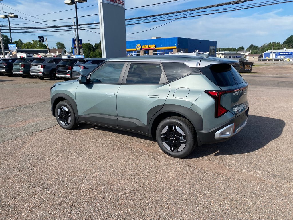 2027 Kia Seltos LX in Amherst, Nova Scotia - 6 - w1024h768px