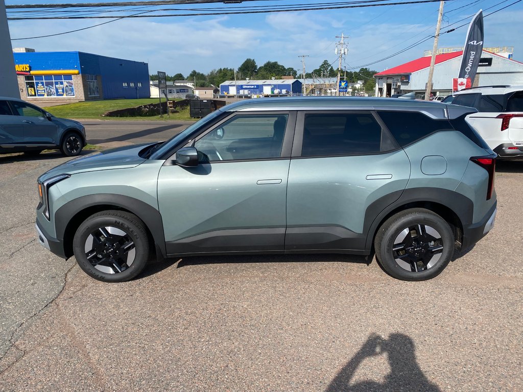 2027 Kia Seltos LX in Amherst, Nova Scotia - 5 - w1024h768px