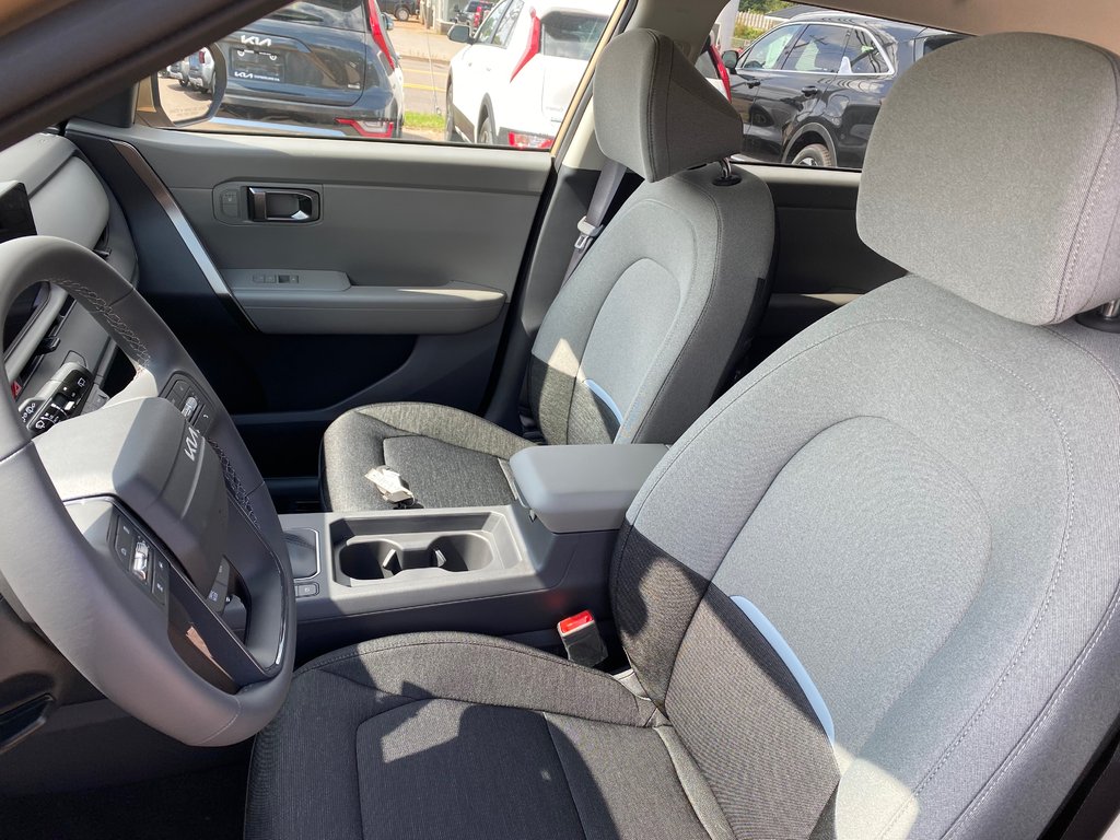 2027 Kia Seltos LX | Cam | USB | HtdSeats | Warranty to 2031 in Amherst, Nova Scotia - 40 - w1024h768px