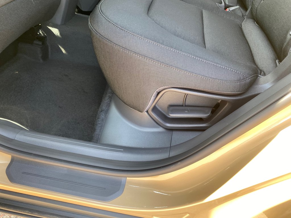 2027 Kia Seltos LX | Cam | USB | HtdSeats | Warranty to 2031 in Amherst, Nova Scotia - 42 - w1024h768px