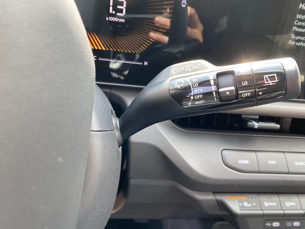 2027 Kia Seltos LX | Cam | USB | HtdSeats | Warranty to 2031 in Amherst, Nova Scotia - 25 - w1024h768px