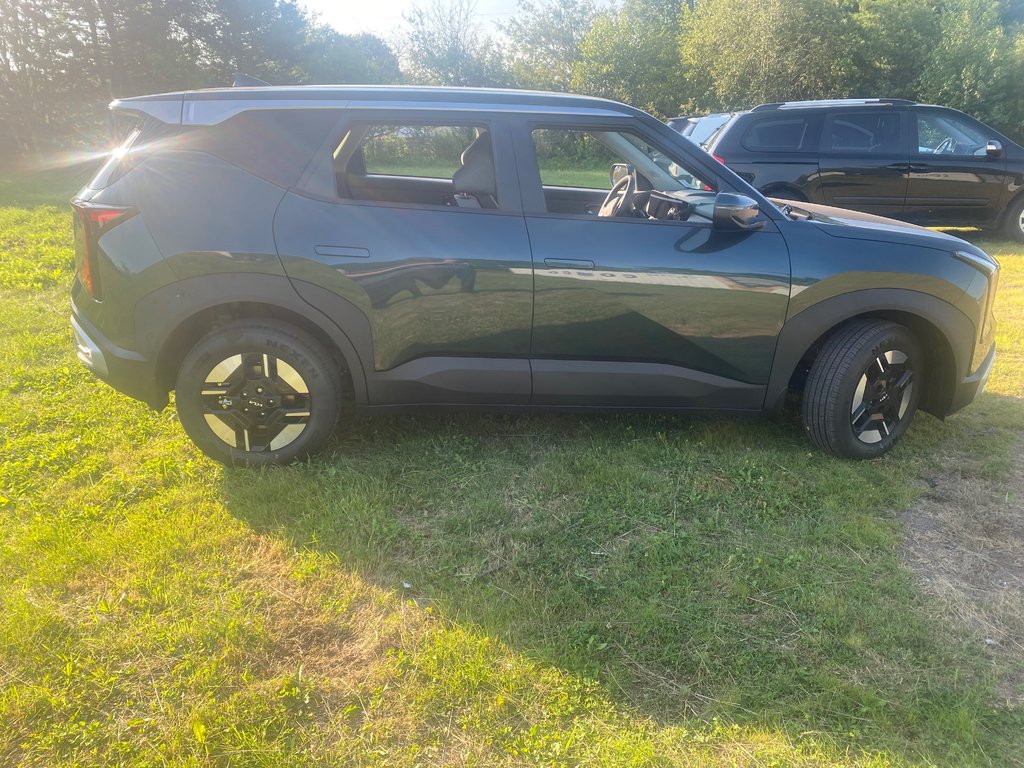 2027 Kia Seltos LX in Amherst, Nova Scotia - 8 - w1024h768px