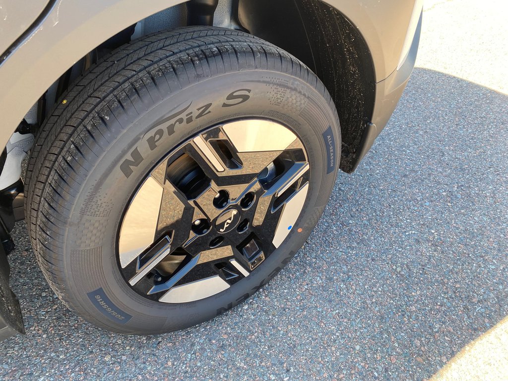 2027 Kia Seltos LX | Cam | USB | HtdSeats | Warranty to 2031 in Hebbville, Nova Scotia - 16 - w1024h768px