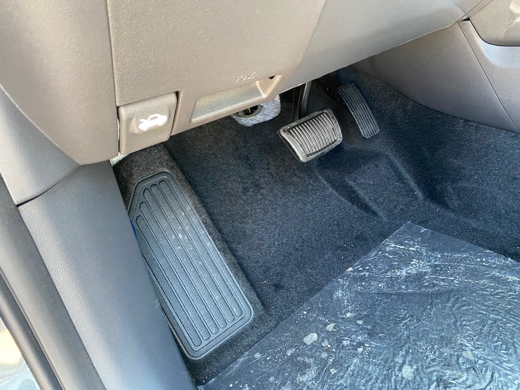 2027 Kia Seltos LX | Cam | USB | HtdSeats | Warranty to 2031 in Amherst, Nova Scotia - 45 - w1024h768px