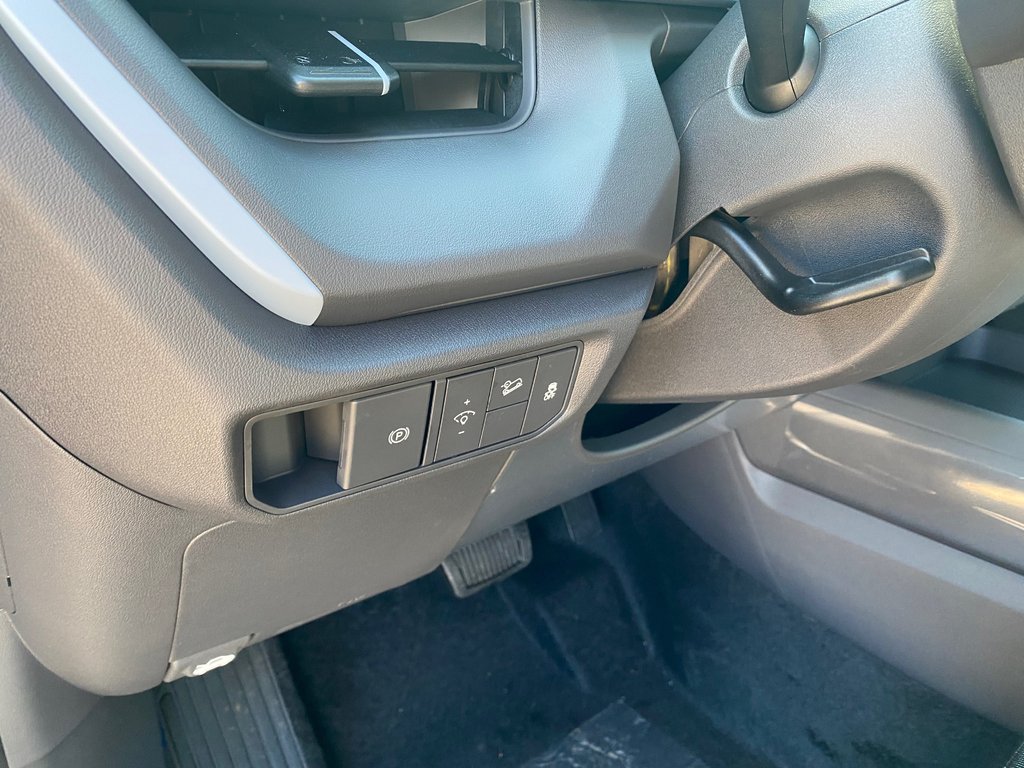 2027 Kia Seltos LX | Cam | USB | HtdSeats | Warranty to 2031 in Amherst, Nova Scotia - 32 - w1024h768px