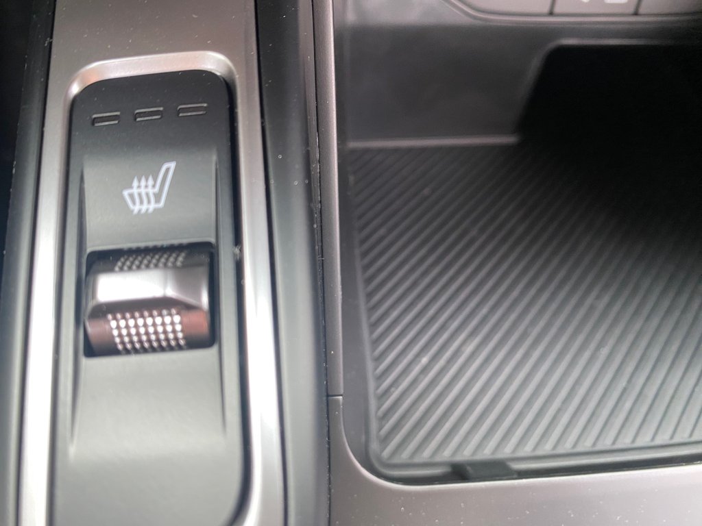 2026 Kia Sorento Hybrid LX | HEV | Cam | USB | HtdSeats | Warranty to 2034 in Amherst, Nova Scotia - 41 - w1024h768px