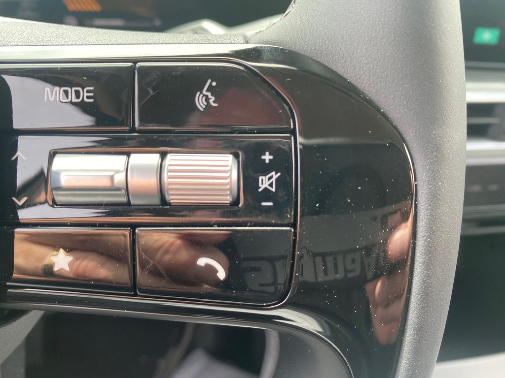2026 Kia Sorento Hybrid LX | HEV | Cam | USB | HtdSeats | Warranty to 2034 in Amherst, Nova Scotia - 38 - w1024h768px