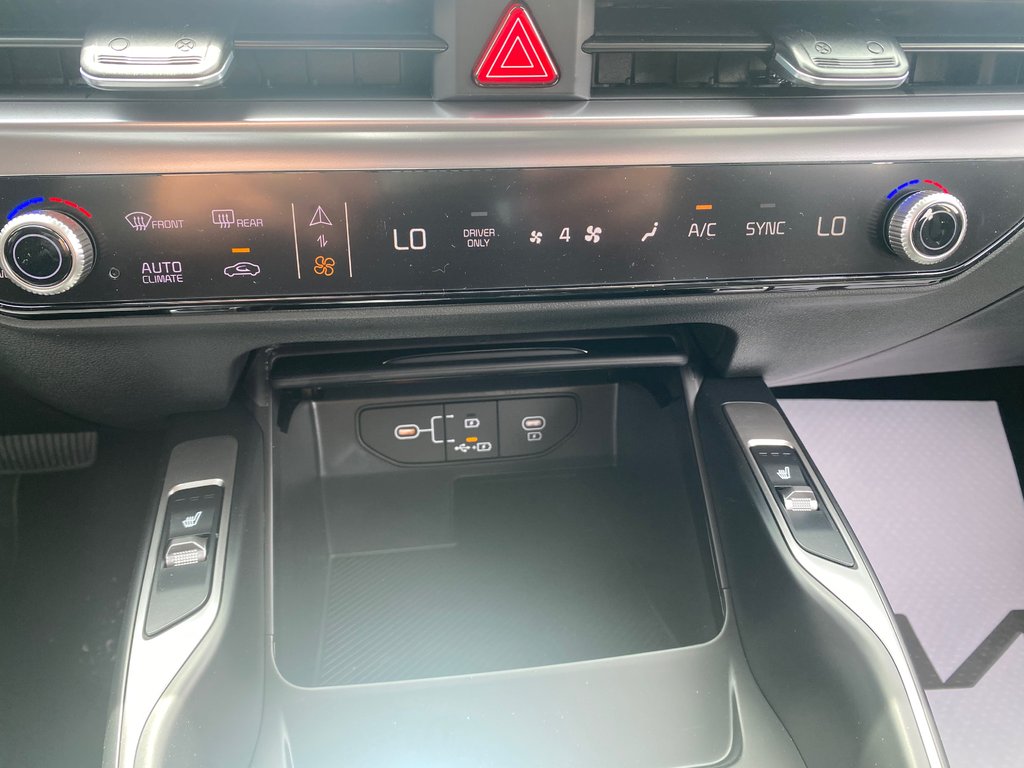 2026 Kia Sorento Hybrid LX | HEV | Cam | USB | HtdSeats | Warranty to 2034 in Amherst, Nova Scotia - 48 - w1024h768px