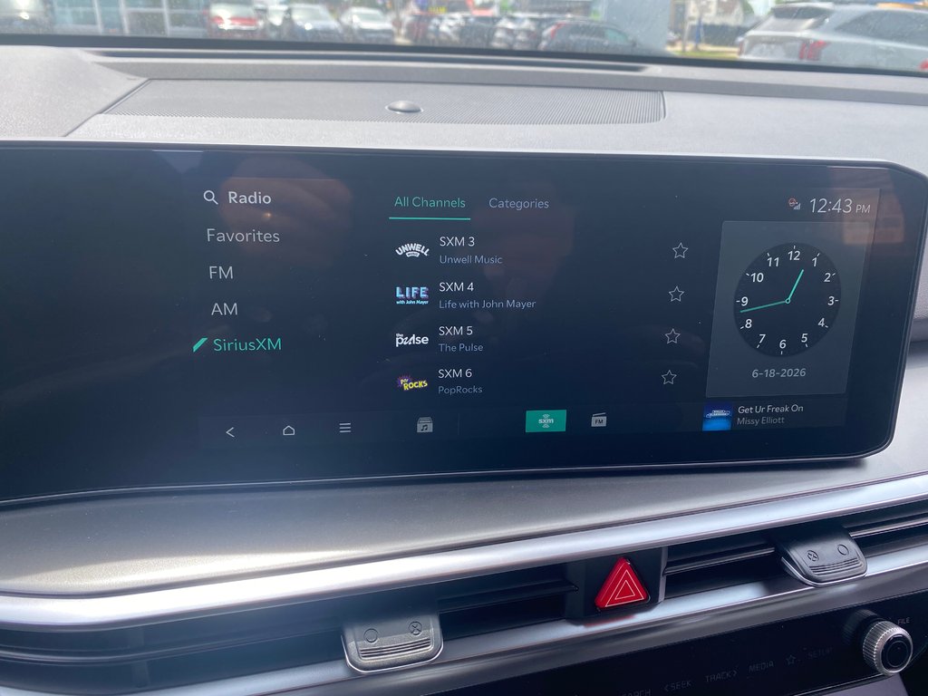 2026 Kia Sorento Hybrid LX | HEV | Cam | USB | HtdSeats | Warranty to 2034 in Amherst, Nova Scotia - 39 - w1024h768px