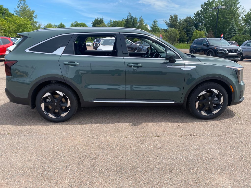 2026 Kia Sorento Hybrid LX | HEV | Cam | USB | HtdSeats | Warranty to 2034 in Amherst, Nova Scotia - 8 - w1024h768px