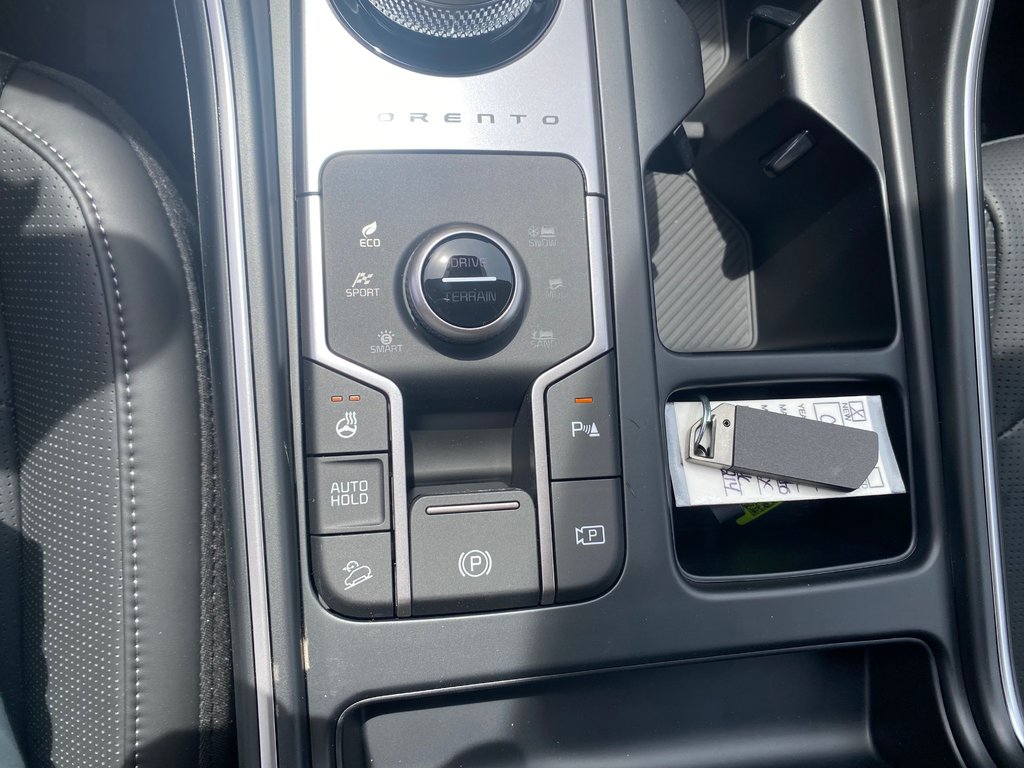 2026 Kia Sorento Hybrid EX | HEV | Leather | Cam | USB | Warranty to 2034 in Amherst, Nova Scotia - 42 - w1024h768px