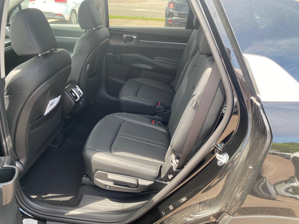 2026 Kia Sorento Hybrid EX | HEV | Leather | Cam | USB | Warranty to 2034 in Amherst, Nova Scotia - 45 - w1024h768px