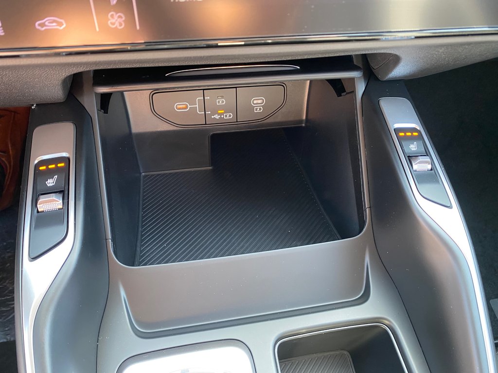 2026 Kia Sorento Hybrid LX | HEV | Cam | USB | HtdSeats | Warranty to 2034 in Amherst, Nova Scotia - 41 - w1024h768px