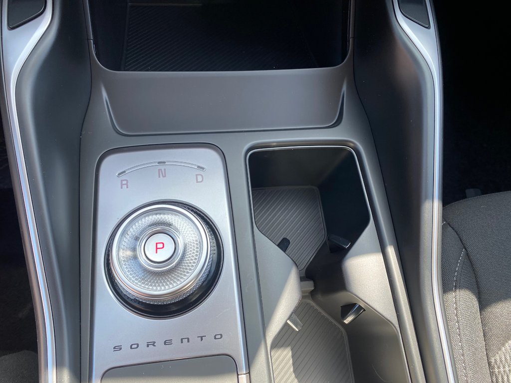 2026 Kia Sorento Hybrid LX | HEV | Cam | USB | HtdSeats | Warranty to 2034 in Amherst, Nova Scotia - 44 - w1024h768px