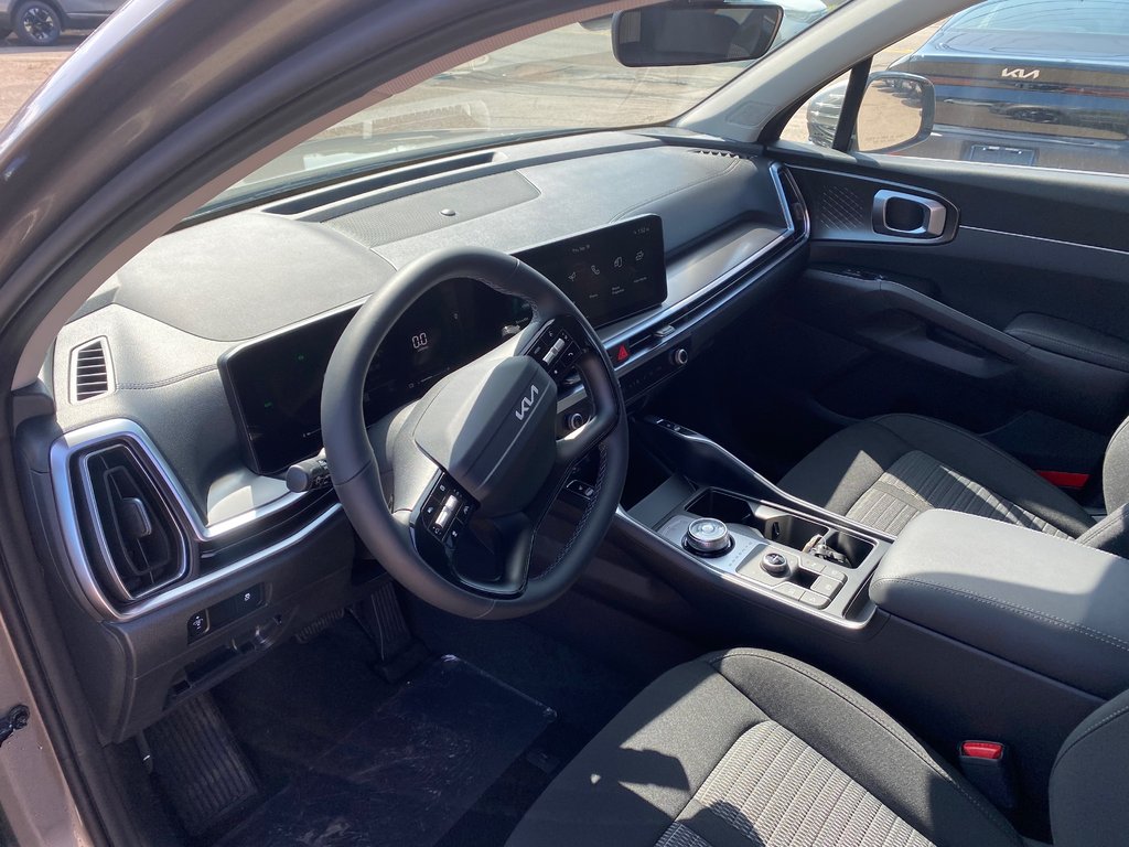 2026 Kia Sorento Hybrid LX | HEV | Cam | USB | HtdSeats | Warranty to 2034 in Amherst, Nova Scotia - 31 - w1024h768px