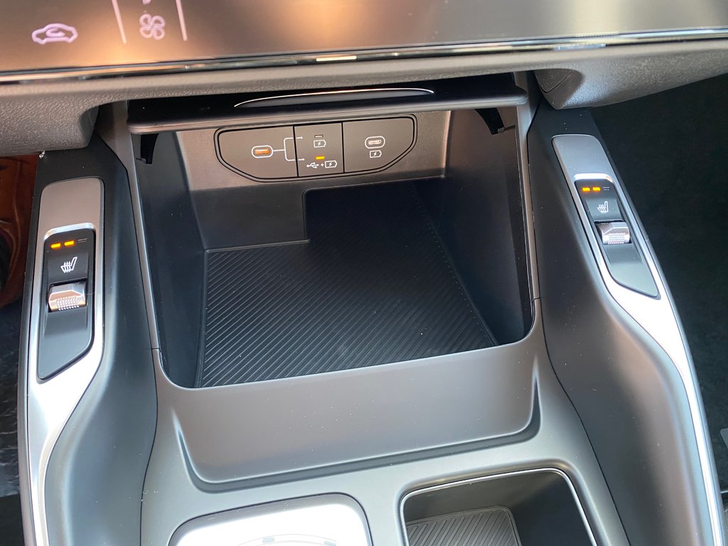 2026 Kia Sorento Hybrid LX | HEV | Cam | USB | HtdSeats | Warranty to 2034 in Amherst, Nova Scotia - 42 - w1024h768px