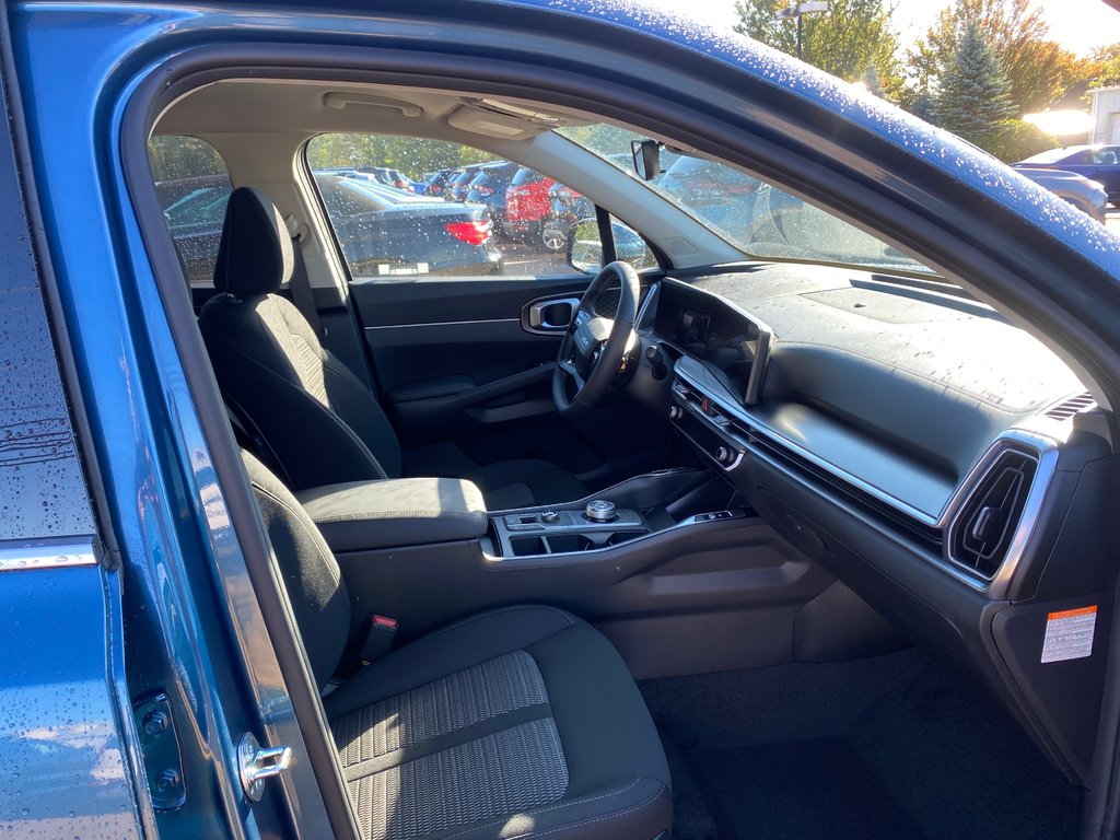 2027 Kia Sorento Hybrid LX | HEV | Cam | USB | HtdSeats | Warranty to 2034 in Amherst, Nova Scotia - 55 - w1024h768px