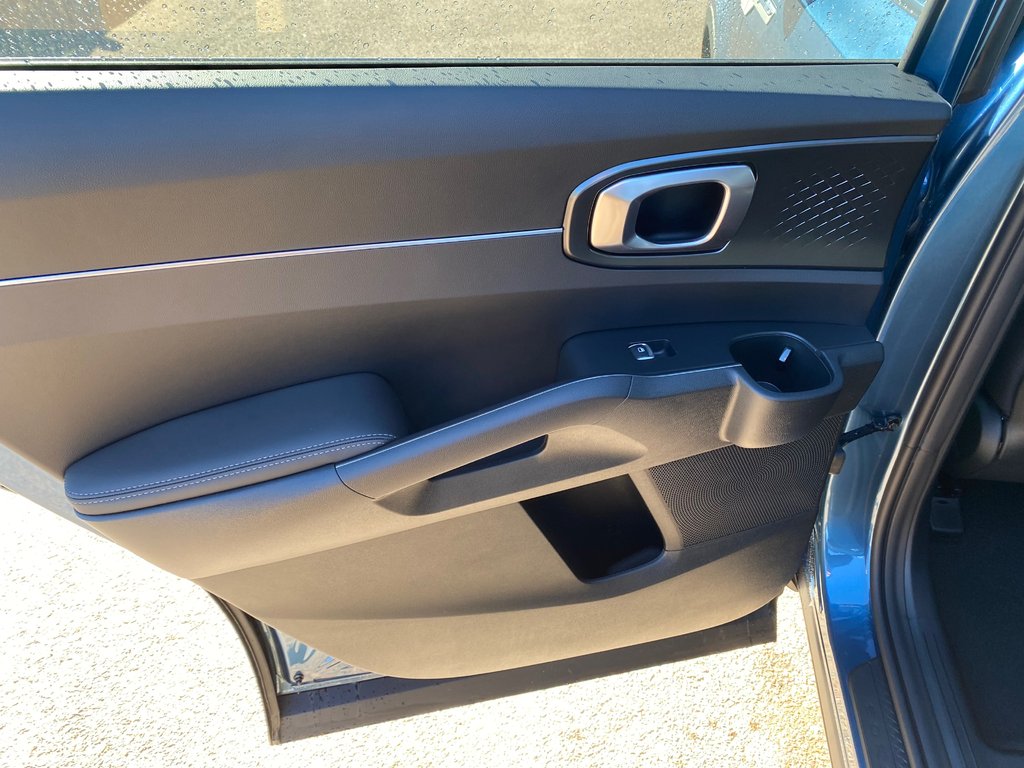 2027 Kia Sorento Hybrid LX | HEV | Cam | USB | HtdSeats | Warranty to 2034 in Amherst, Nova Scotia - 37 - w1024h768px