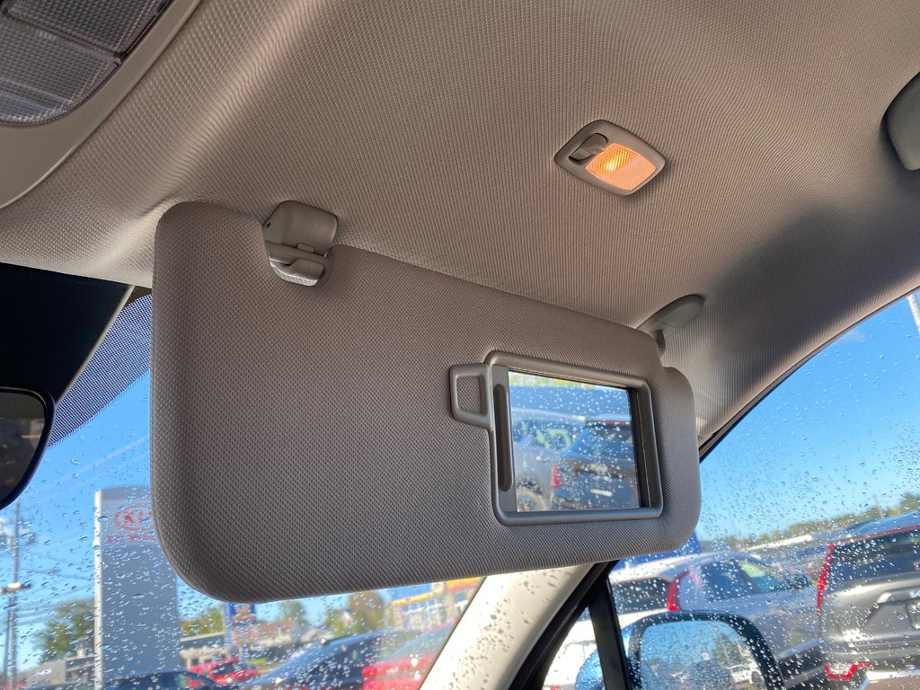 2027 Kia Sorento Hybrid LX | HEV | Cam | USB | HtdSeats | Warranty to 2034 in Amherst, Nova Scotia - 32 - w1024h768px