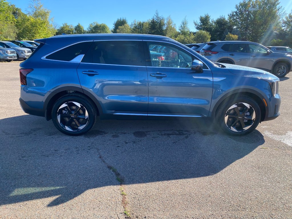 2027 Kia Sorento Hybrid LX | HEV | Cam | USB | HtdSeats | Warranty to 2034 in Amherst, Nova Scotia - 8 - w1024h768px