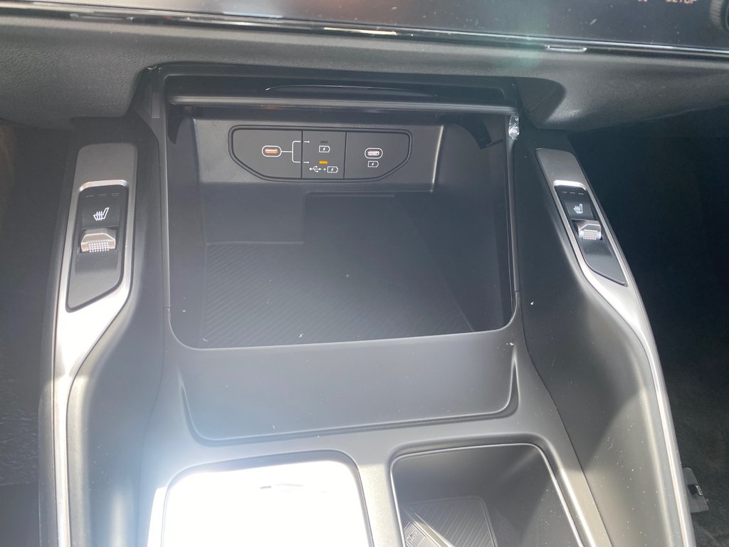 2026 Kia Sorento Plug-In Hybrid LX | PHEV | Cam | USB | HtdSeat | Warranty to 2034 in Amherst, Nova Scotia - 45 - w1024h768px