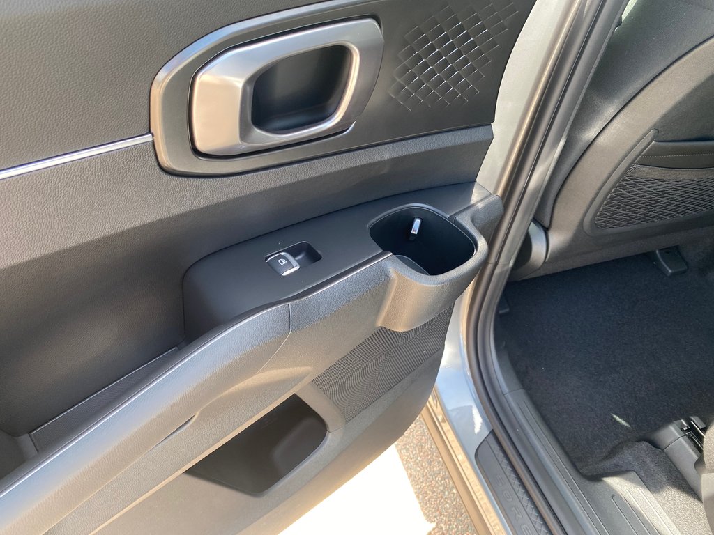 2026 Kia Sorento Plug-In Hybrid LX | PHEV | Cam | USB | HtdSeat | Warranty to 2034 in Amherst, Nova Scotia - 52 - w1024h768px