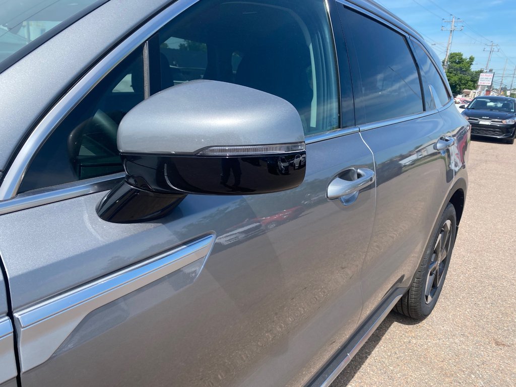 2026 Kia Sorento Plug-In Hybrid LX | PHEV | Cam | USB | HtdSeat | Warranty to 2034 in Amherst, Nova Scotia - 24 - w1024h768px