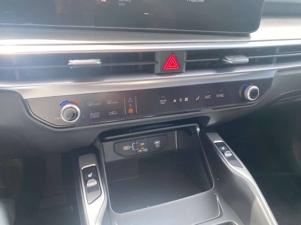 2026 Kia Sorento Plug-In Hybrid LX | PHEV | Cam | USB | HtdSeat | Warranty to 2034 in Amherst, Nova Scotia - 43 - w1024h768px