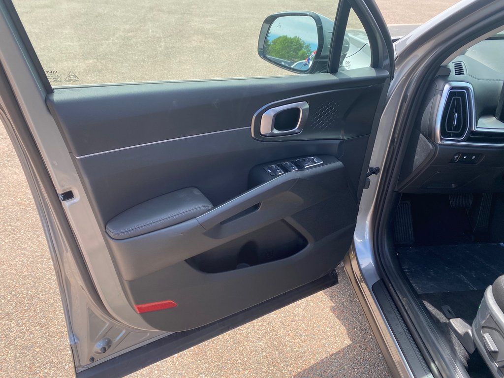 2026 Kia Sorento Plug-In Hybrid LX | PHEV | Cam | USB | HtdSeat | Warranty to 2034 in Amherst, Nova Scotia - 31 - w1024h768px