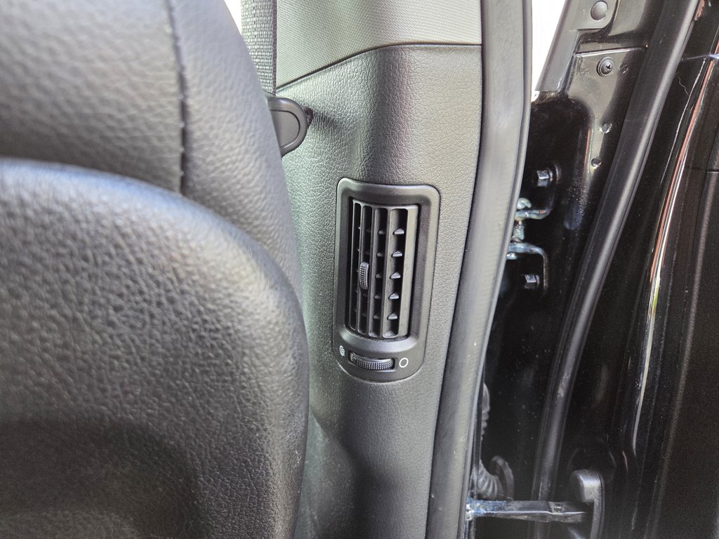 2015 Kia Sorento EX | Leather | Cam | USB | HtdWheel | Bluetooth in Amherst, Nova Scotia - 38 - w1024h768px