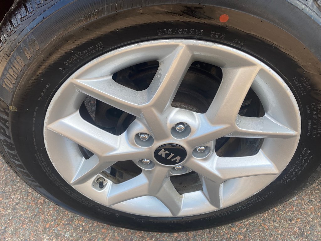 Kia SOUL EX 2020 à Hebbville, Nouvelle-Écosse - 11 - w1024h768px