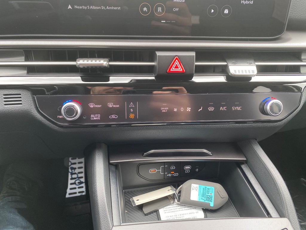 2026 Kia Sportage Hybrid EX Premium | Leather | Roof | Warranty to 2034 in Amherst, Nova Scotia - 30 - w1024h768px