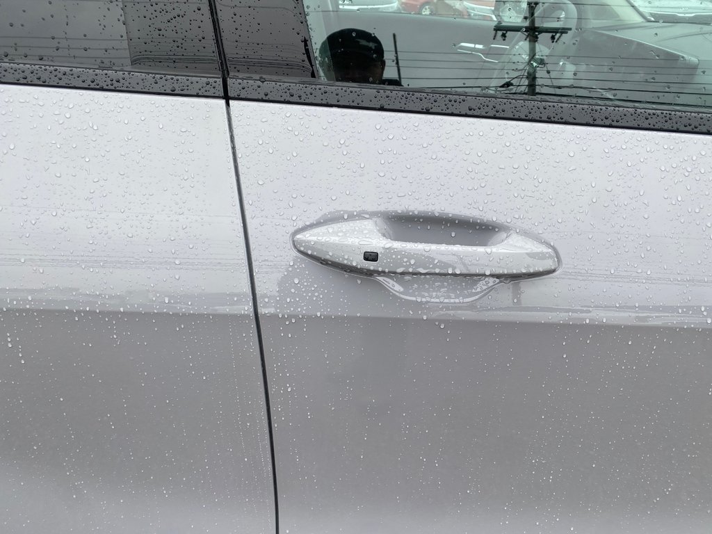 Kia Sportage PHEV EX Premium 2026 à Amherst, Nouvelle-Écosse - 12 - w1024h768px