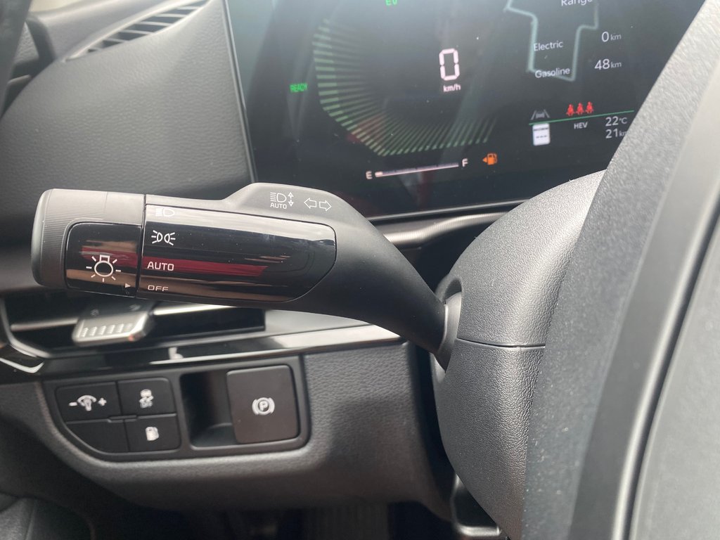 2027 Kia Sportage Plug-In Hybrid EX | PHEV | Leather | Roof | XM | Warranty to 2031 in Amherst, Nova Scotia - 21 - w1024h768px
