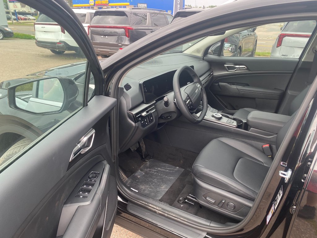 2027 Kia Sportage Plug-In Hybrid EX | PHEV | Leather | Roof | XM | Warranty to 2031 in Amherst, Nova Scotia - 15 - w1024h768px