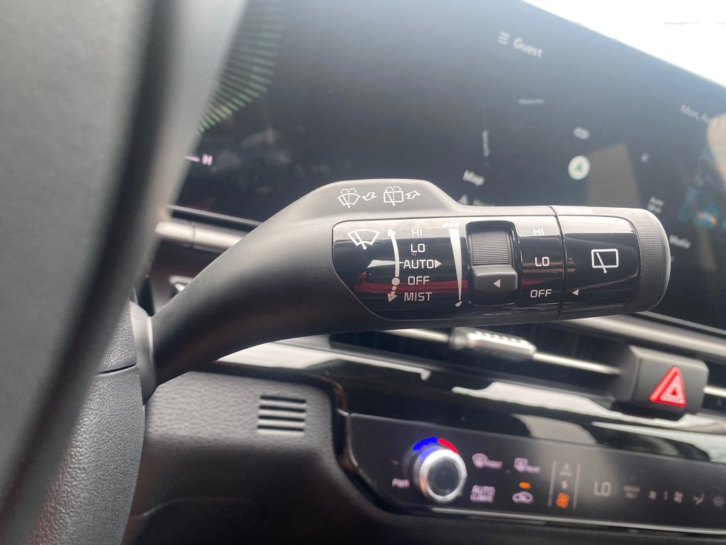 2027 Kia Sportage Plug-In Hybrid EX | PHEV | Leather | Roof | XM | Warranty to 2031 in Amherst, Nova Scotia - 22 - w1024h768px