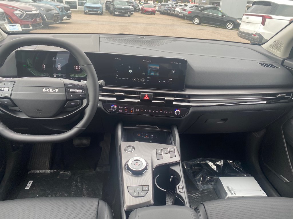 2027 Kia Sportage Plug-In Hybrid EX | PHEV | Leather | Roof | XM | Warranty to 2031 in Amherst, Nova Scotia - 42 - w1024h768px