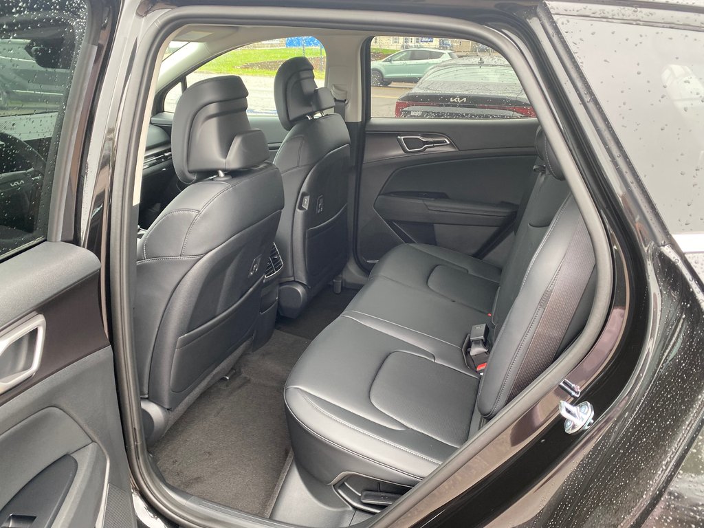 2027 Kia Sportage Plug-In Hybrid EX | PHEV | Leather | Roof | Warranty to 2034 in Amherst, Nova Scotia - 50 - w1024h768px