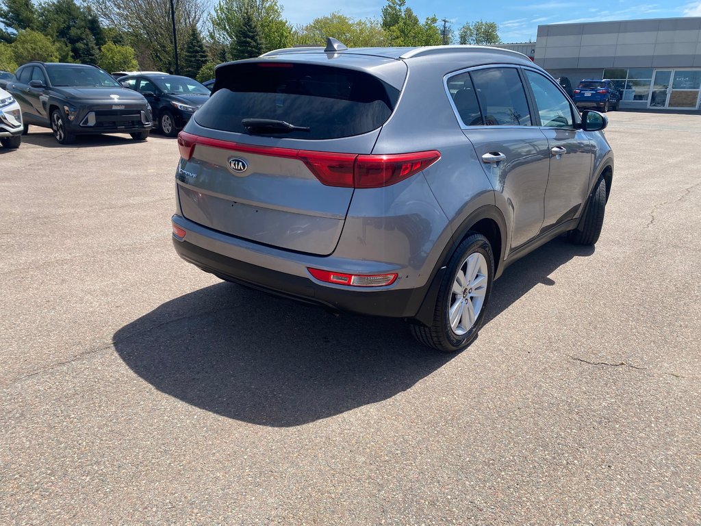 Kia Sportage LX | Cam | USB | HtdSeats | Bluetooth | Keyless 2017 à Amherst, Nouvelle-Écosse - 11 - w1024h768px