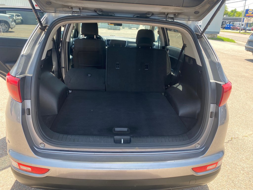 Kia Sportage LX | Cam | USB | HtdSeats | Bluetooth | Keyless 2017 à Amherst, Nouvelle-Écosse - 43 - w1024h768px