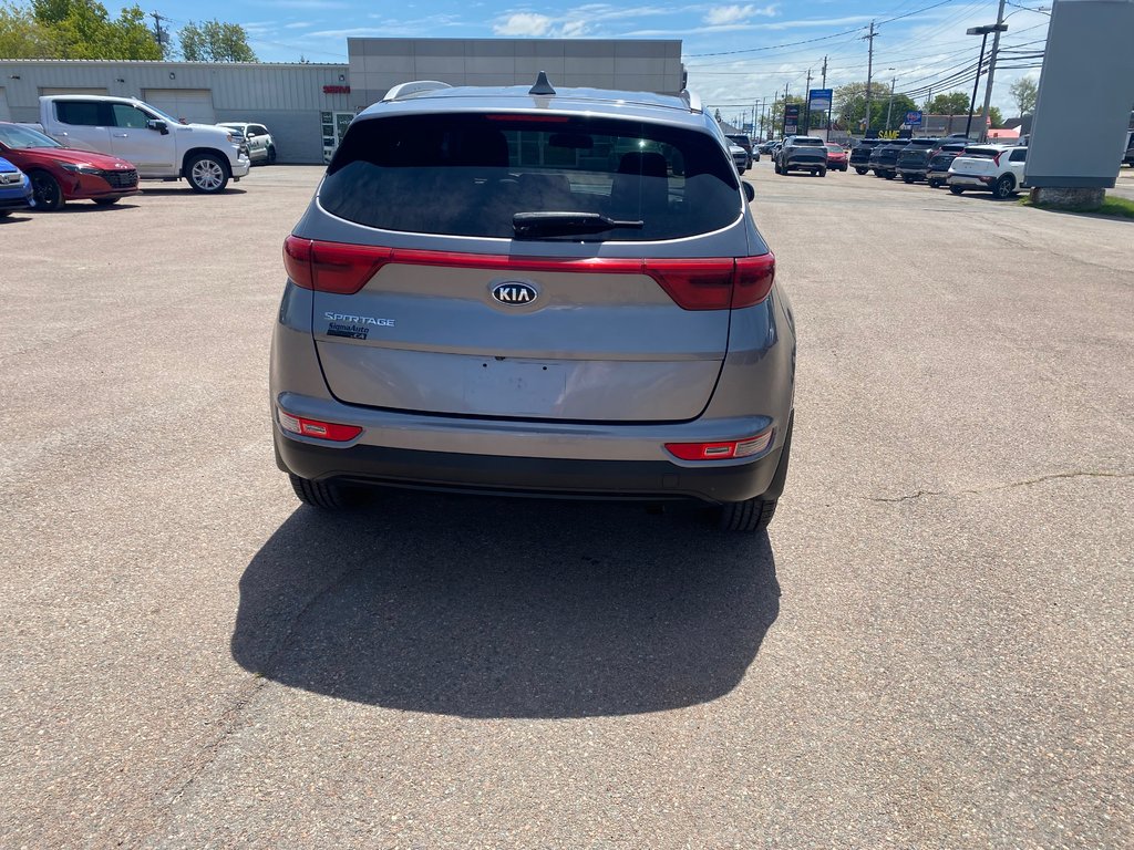 Kia Sportage LX | Cam | USB | HtdSeats | Bluetooth | Keyless 2017 à Amherst, Nouvelle-Écosse - 10 - w1024h768px