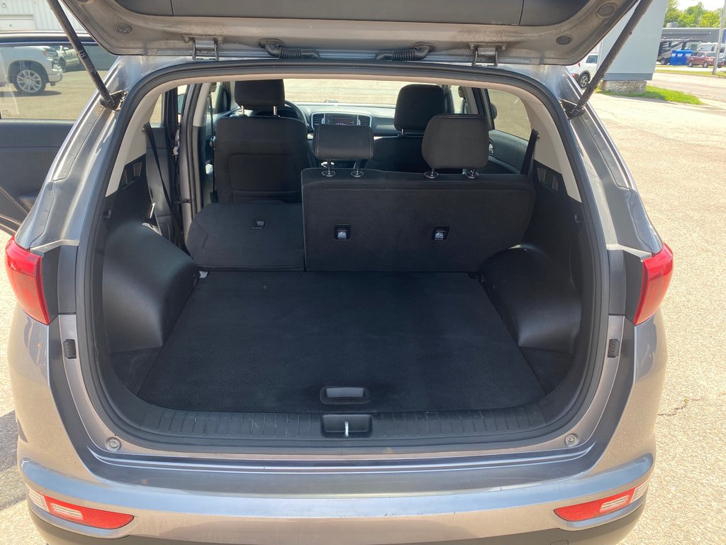 Kia Sportage LX | Cam | USB | HtdSeats | Bluetooth | Keyless 2017 à Amherst, Nouvelle-Écosse - 42 - w1024h768px