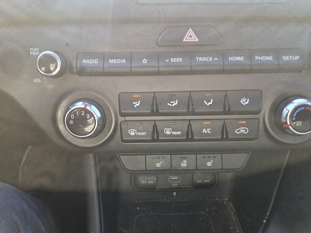 2020 Kia Sportage EX S | SunRoof | Cam | USB | HtdWheel | BSD in Hebbville, Nova Scotia - 24 - w1024h768px