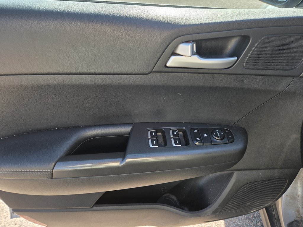 2020 Kia Sportage EX S | SunRoof | Cam | USB | HtdWheel | BSD in Hebbville, Nova Scotia - 13 - w1024h768px