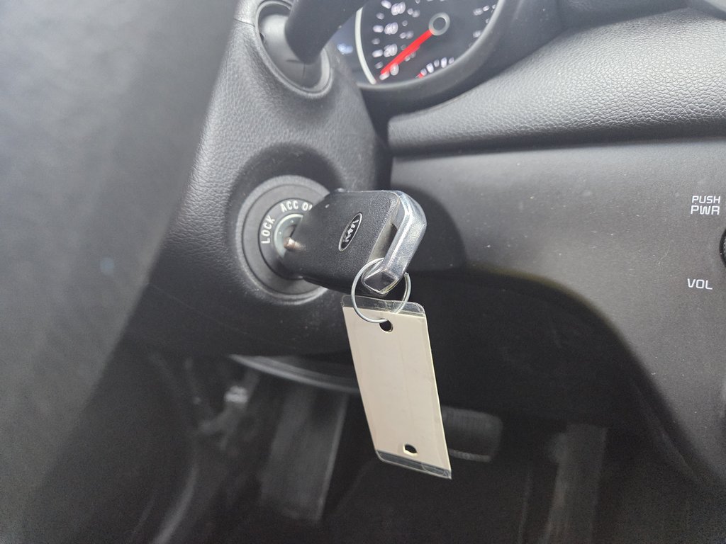 2021 Kia Sportage LX | Cam | USB | HtdSeats | Bluetooth | Keyless in Amherst, Nova Scotia - 27 - w1024h768px
