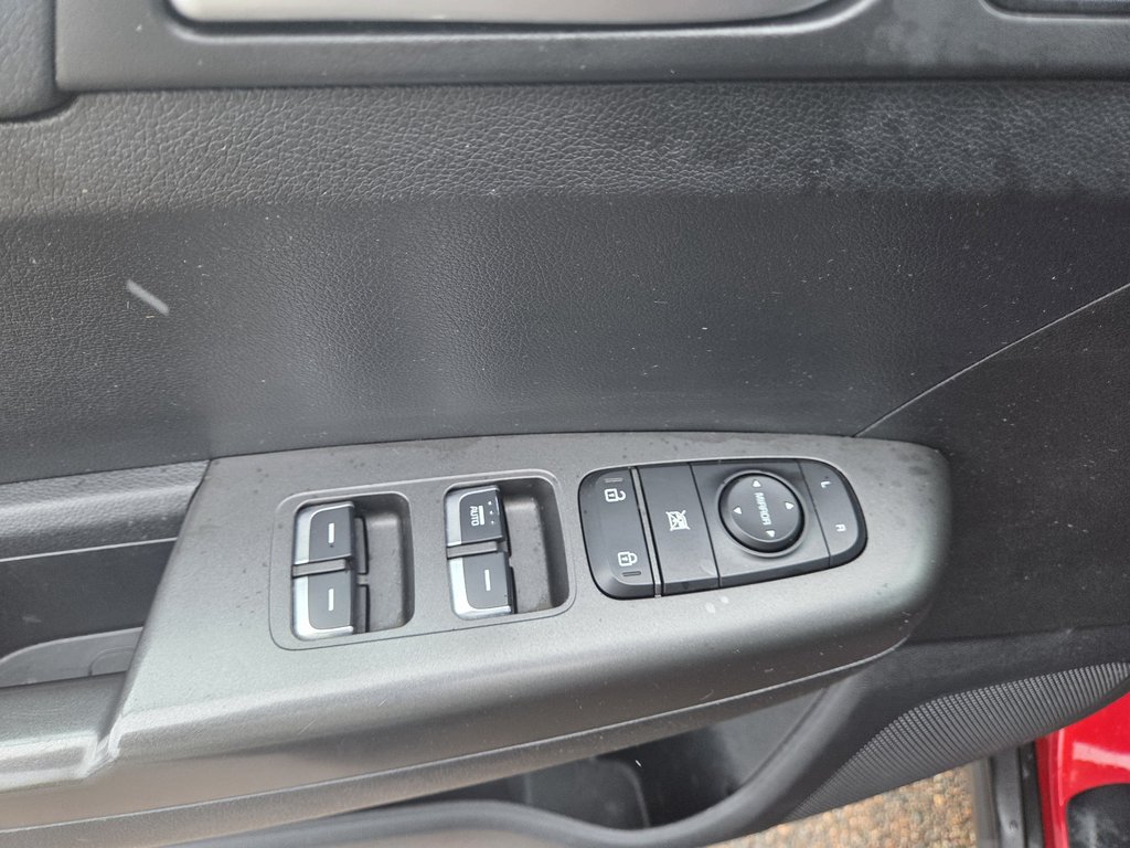 2021 Kia Sportage LX | Cam | USB | HtdSeats | Bluetooth | Keyless in Amherst, Nova Scotia - 37 - w1024h768px